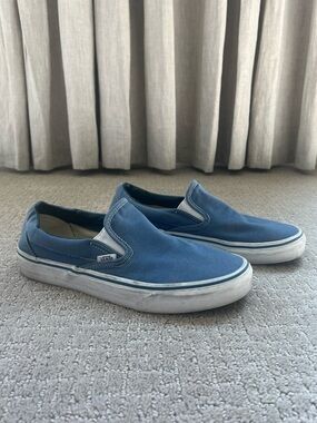 Vans Unisex Classic Core Canvas Slip On Low Top Sneakers